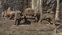 Ellora, Lion sculptures above the roof of the mandapa