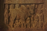 Ellora, Nandi with devotees