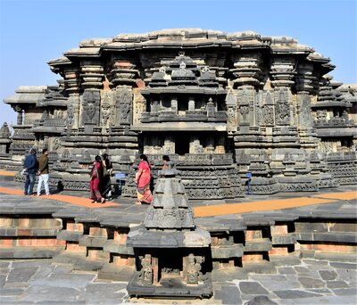 Chennakeshava temple, Beluru, west side, rear view 