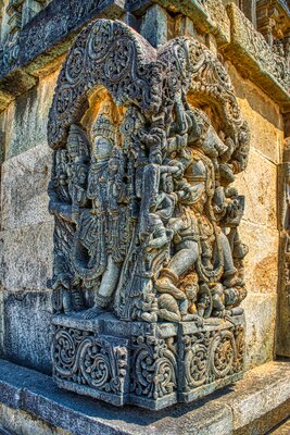 Chennakeshava temple, Beluru, The Vamana avatar and the Varaha avatar, p25