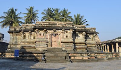 Beluru, Kappe Chennigaraya temple, North facade, p62