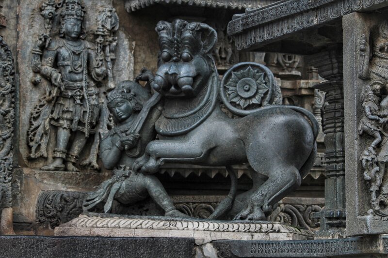 Chennakeshava temple, Beluru, Hoysala symbol of a man named Sala slaying a lion