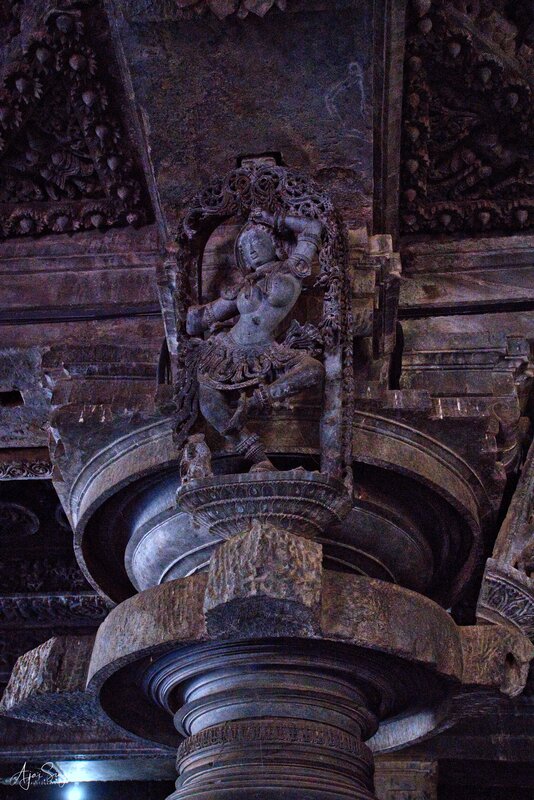 Angled bracket of a dancing maiden overlooking the mantapa, the open hall - 115