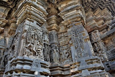 Chennakeshava temple, Beluru, wall reliefs around the sanctum, southern side, SW pillars, Brahma, Narasimha, Varaha