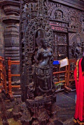 Chennakeshava temple, Beluru, The Mohini pillar, p46