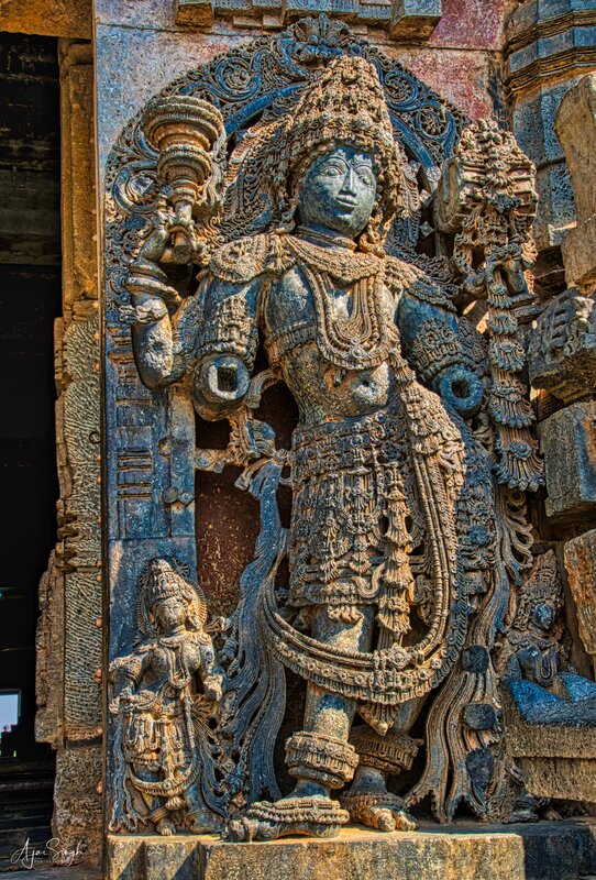 Two life-sized dwarapalakas (door-keepers) at the south-eastern entrance - 14